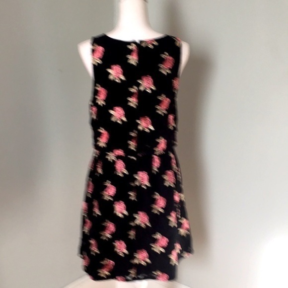Elle black floral print knee length grass - Picture 5 of 9
